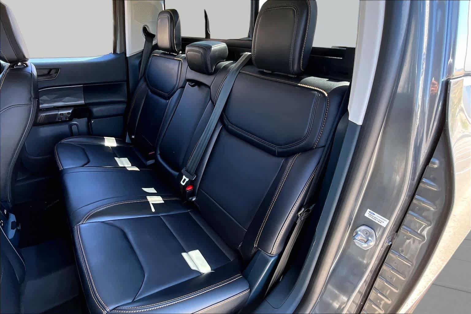 Used 2024 Carbonized Gray Metallic Ford LARIAT Advanced image 21