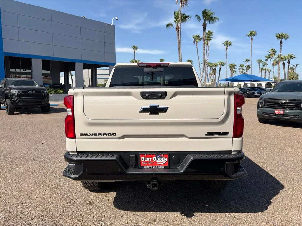 2026 Chevrolet Silverado 1500 ZR2 - Photo 6