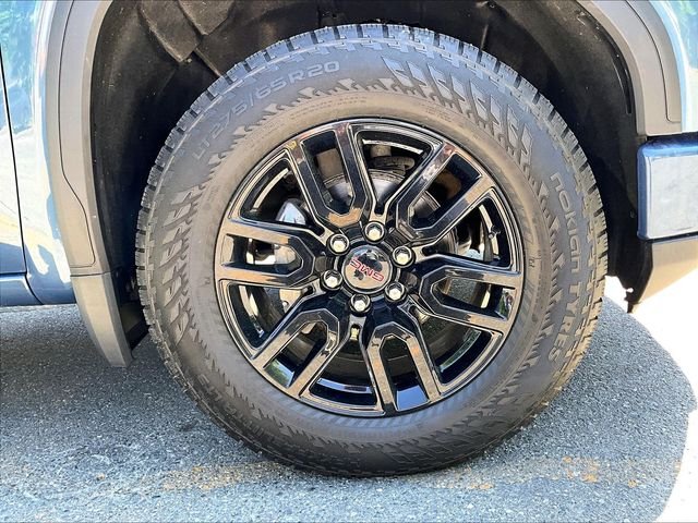Used 2024 Silver GMC Pro image 9