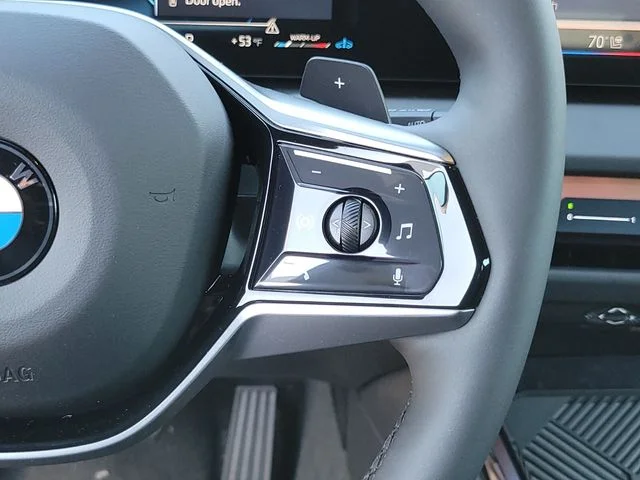 New 2026 Beige BMW 30 xDrive image 34