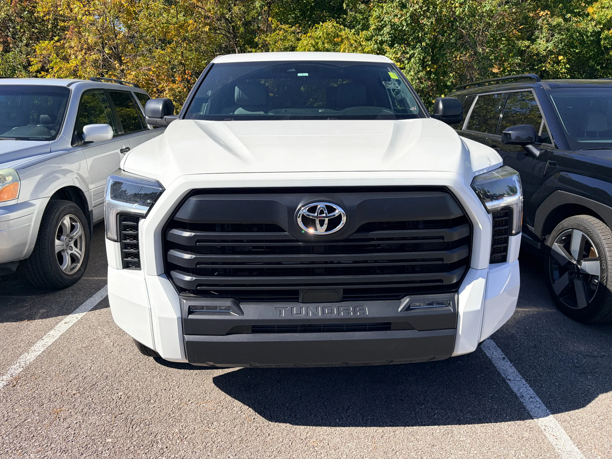 Used 2025 Ice Cap Toyota SR5 image 2