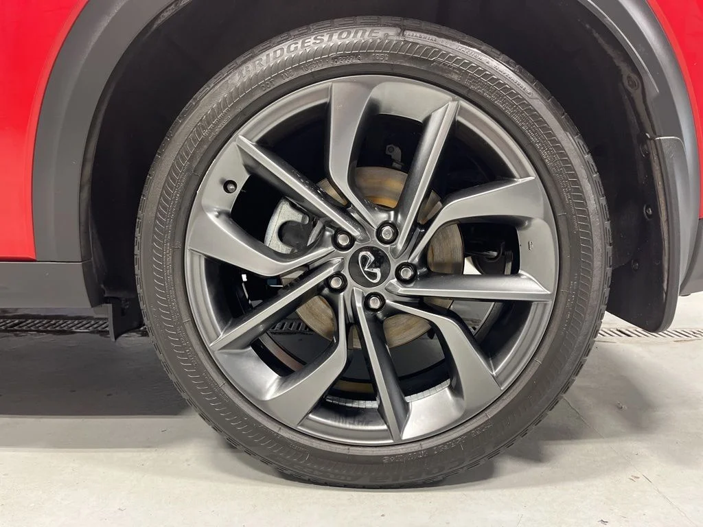 Used 2022 Gray INFINITI Autograph image 42