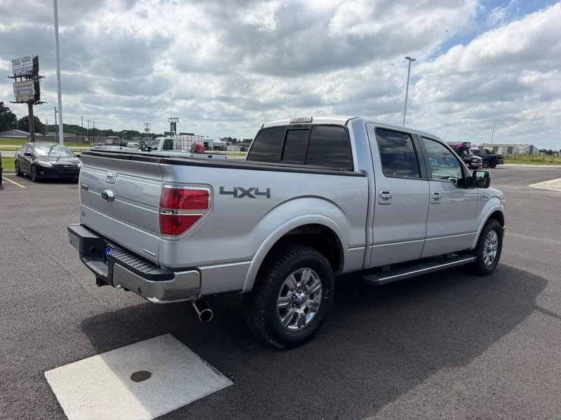 Used 2011 Ingot Silver Metallic Ford Lariat image 5