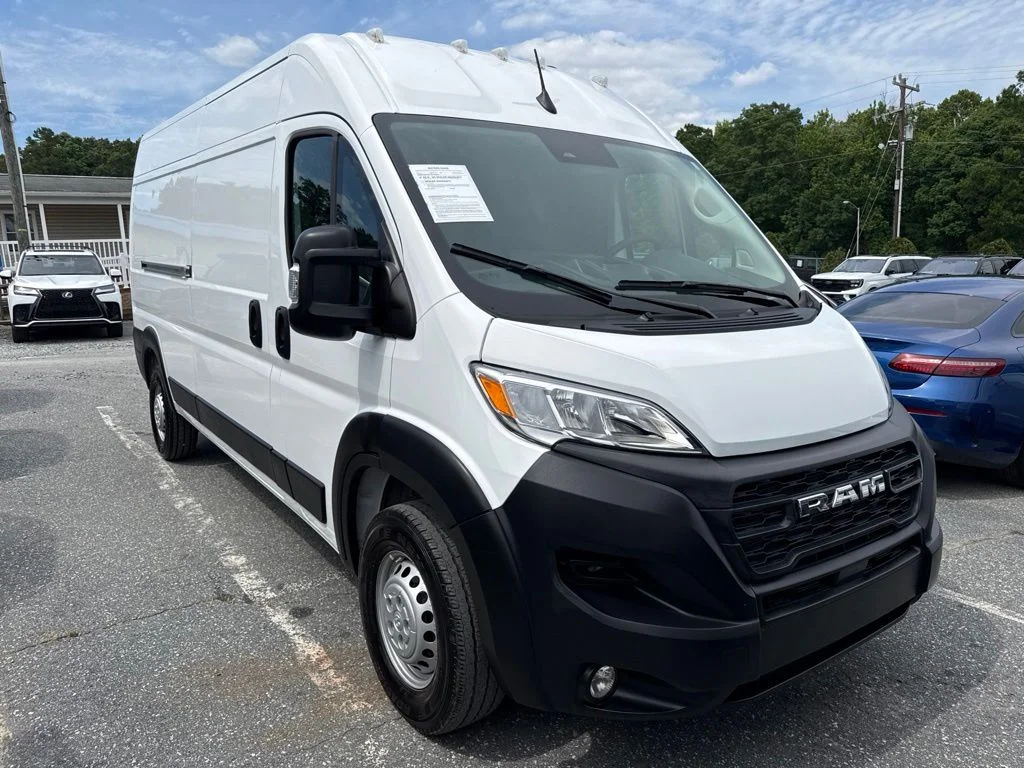 Used 2026 White Ram High Roof image 2