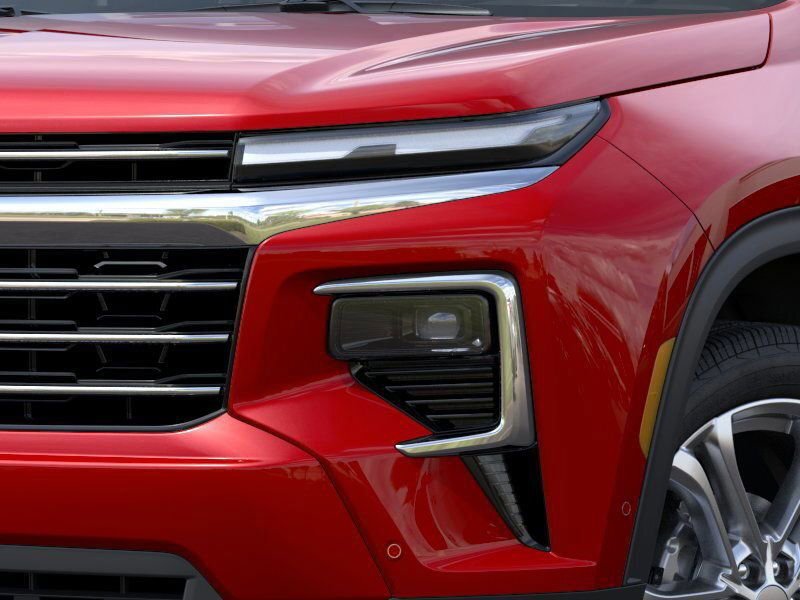 2025 Chevrolet Traverse LT - Photo 11