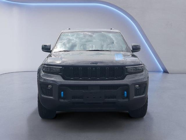 Used 2023 Metallic Jeep  image 10