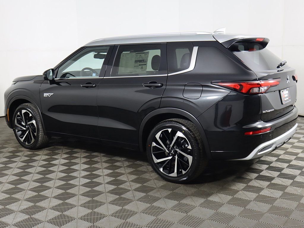 2025 Mitsubishi Outlander Plug-in Hybrid Platinum Edition - Photo 18