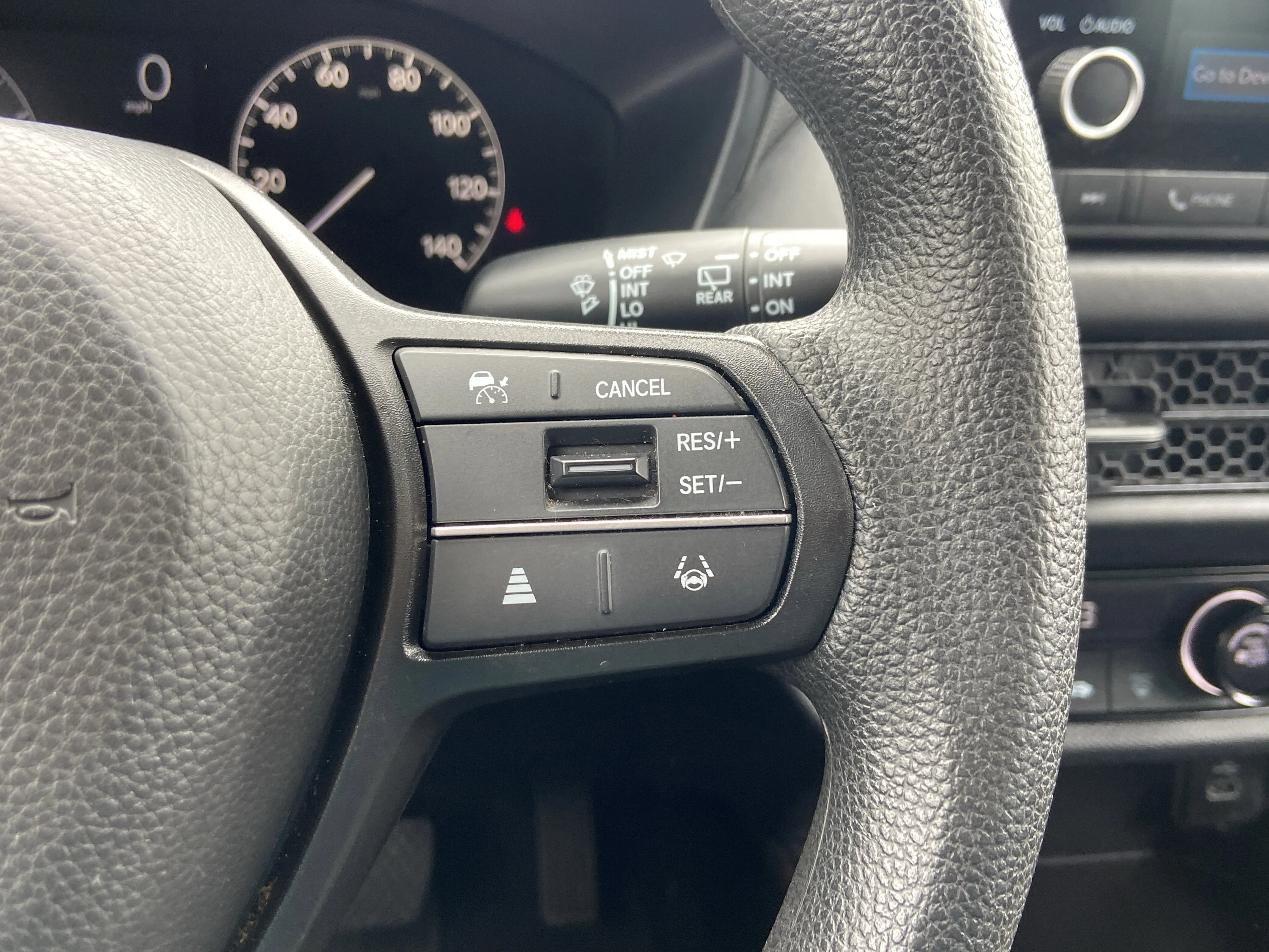 2025 Honda HR-V LX - Photo 17