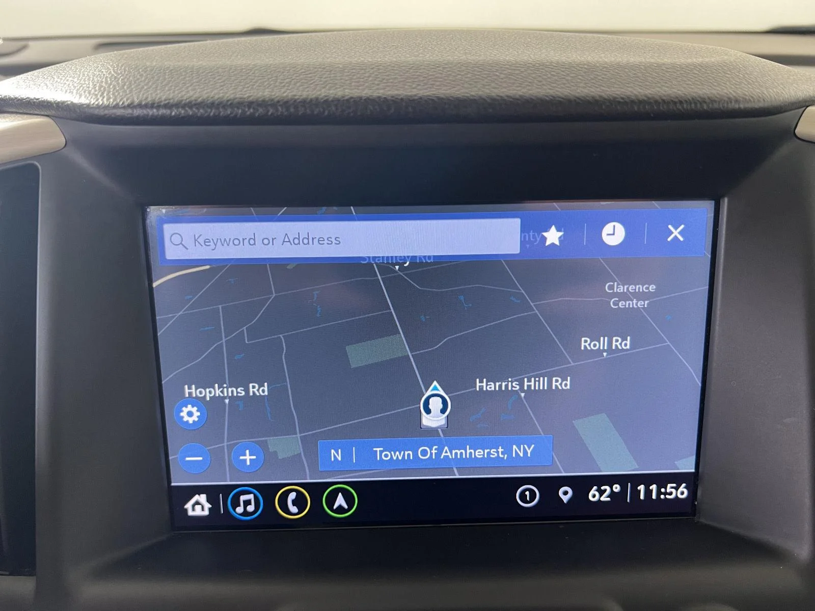 Used 2018 RED QUARTZ TINTCOAT GMC Denali image 21