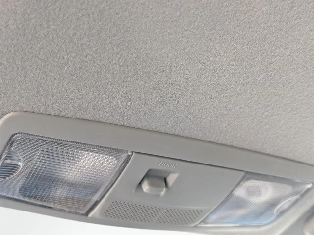 Used 2024 Silver Mitsubishi S image 28