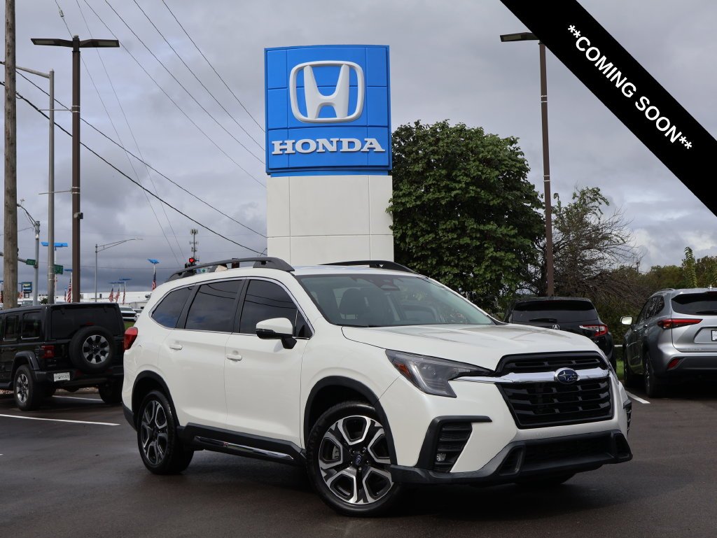 Used 2023 White Subaru Limited image 1