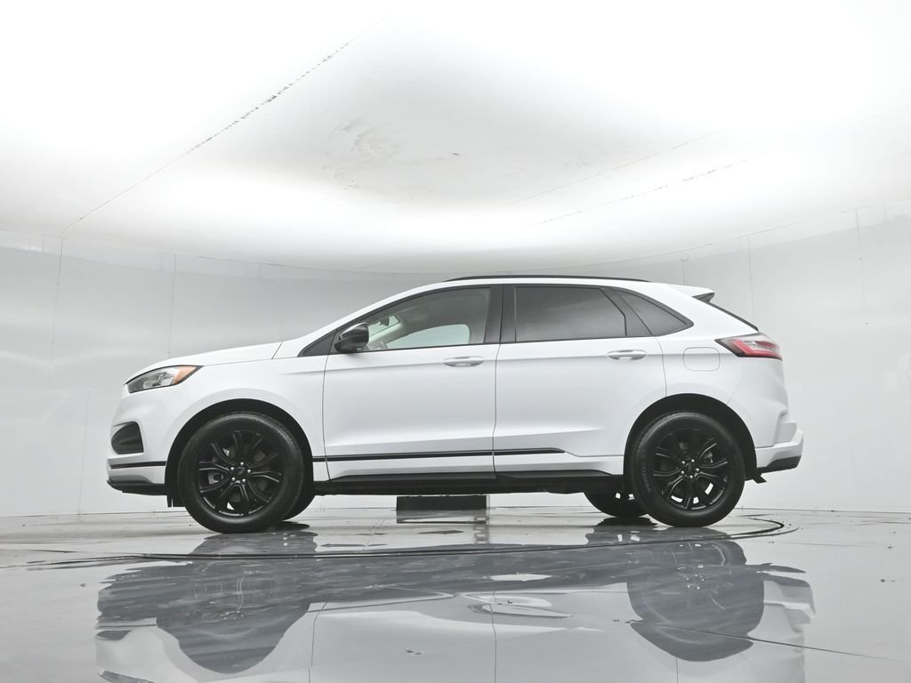 Certified Used 2022 White Ford SE image 8
