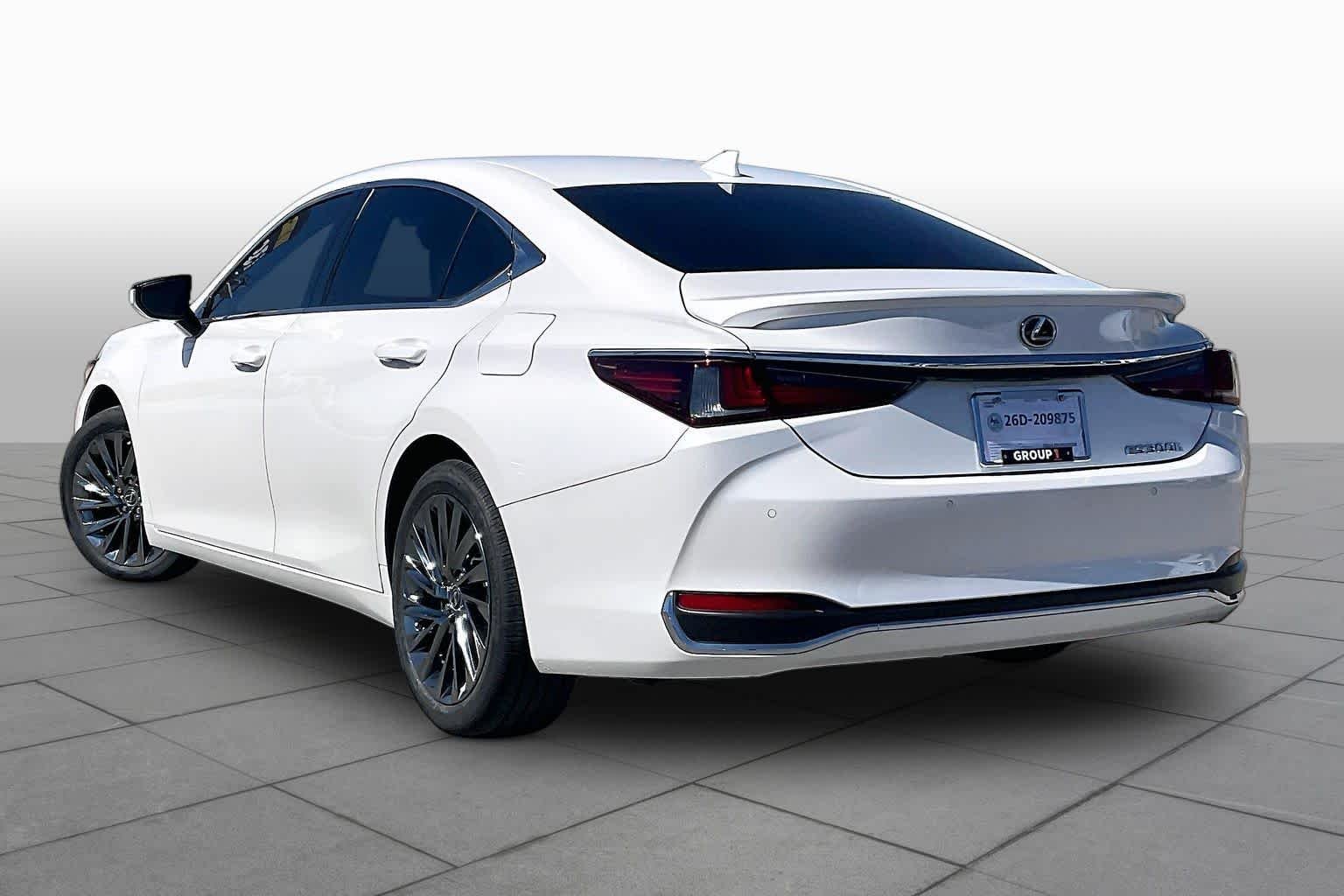 Used 2024 Eminent White Pearl Lexus Luxury image 11