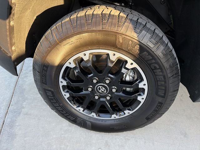 2025 Toyota Tundra SR5 - Photo 32
