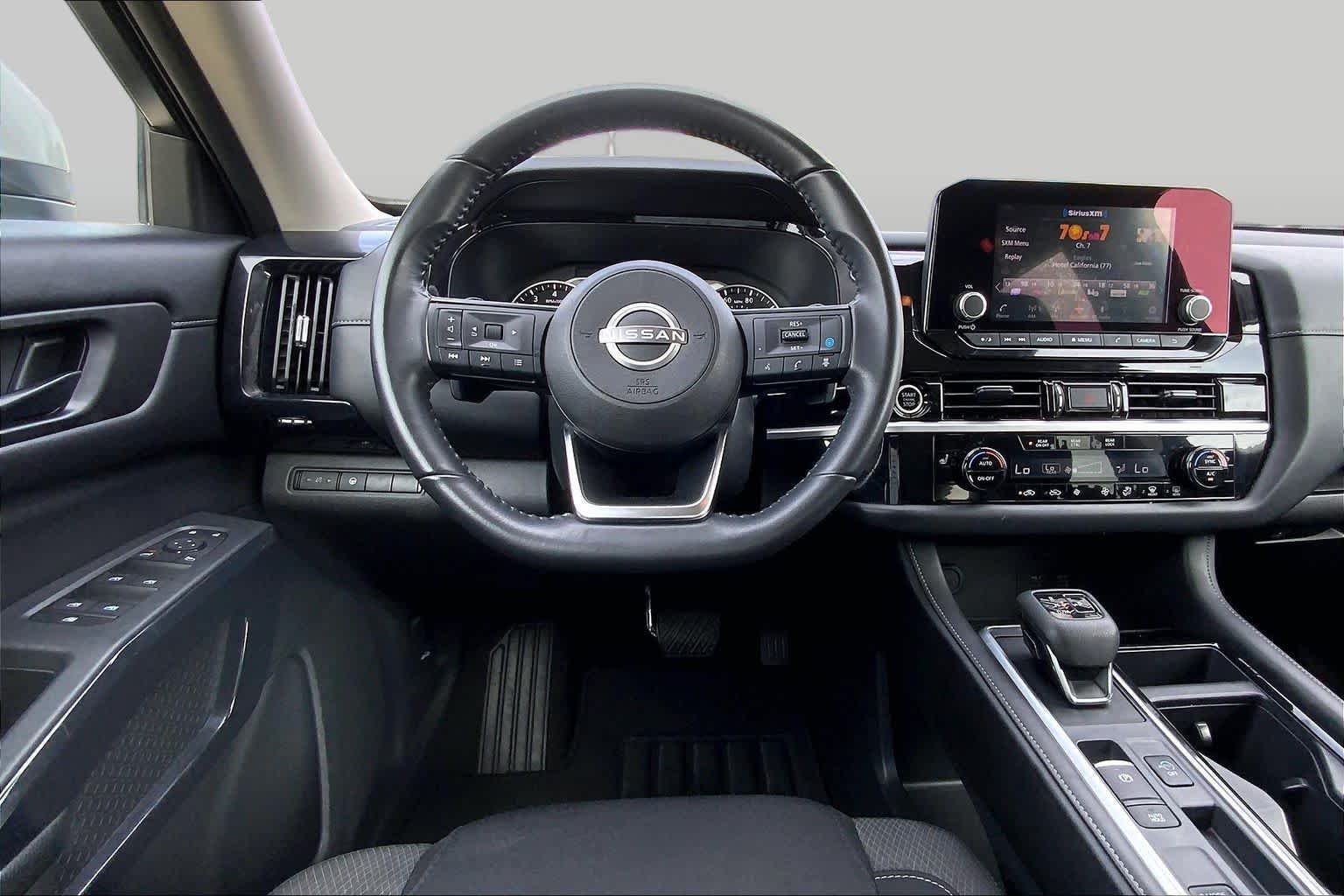 Pre-Owned 2024 Nissan Pathfinder SV