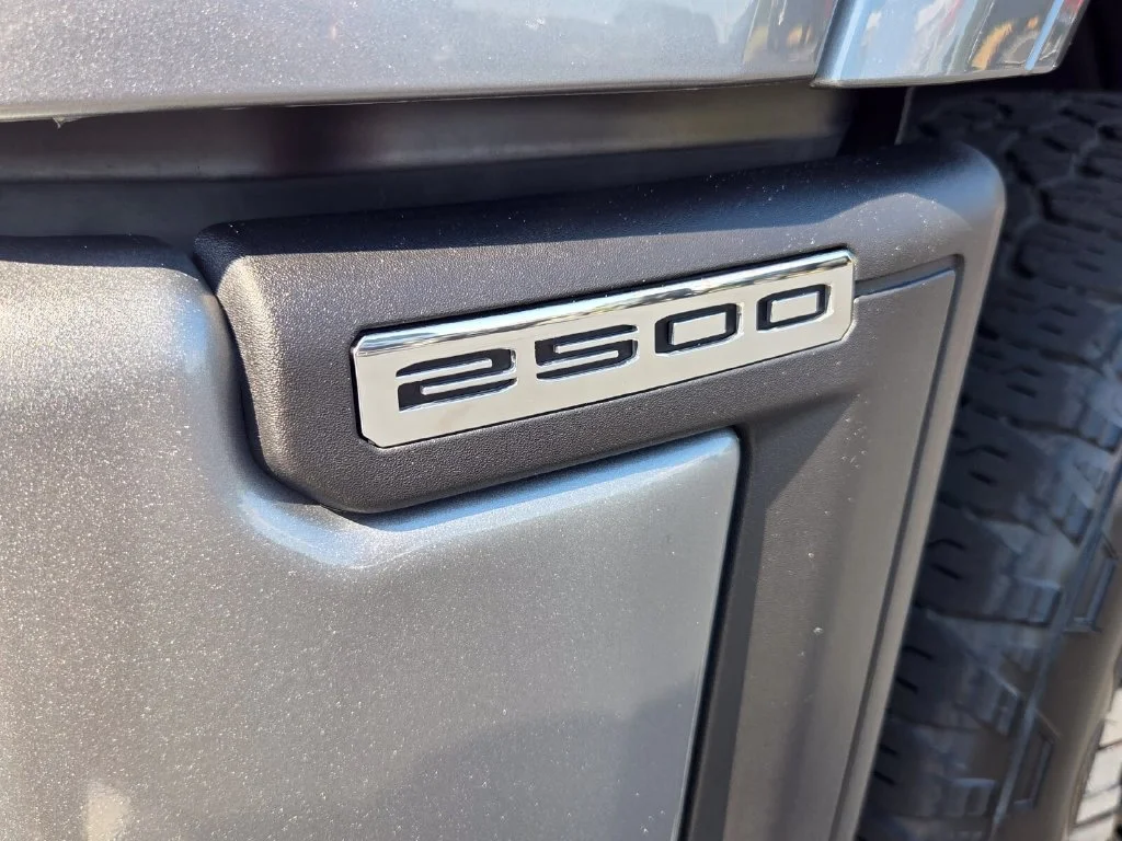 Used 2024 Sterling Metallic GMC Denali image 18