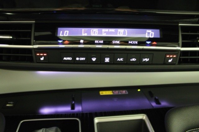 Certified Used 2025 Gray Toyota xse image 8