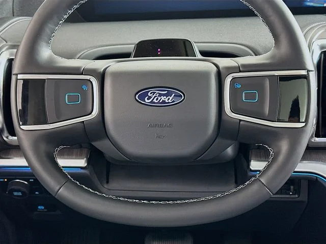 New 2026 Ford Expedition Platinum