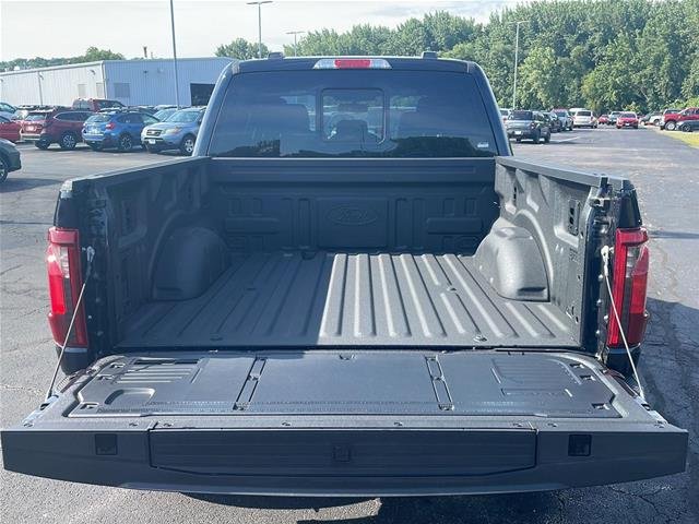 New 2026 Antimatter Blue Metallic Ford Tremor® image 38
