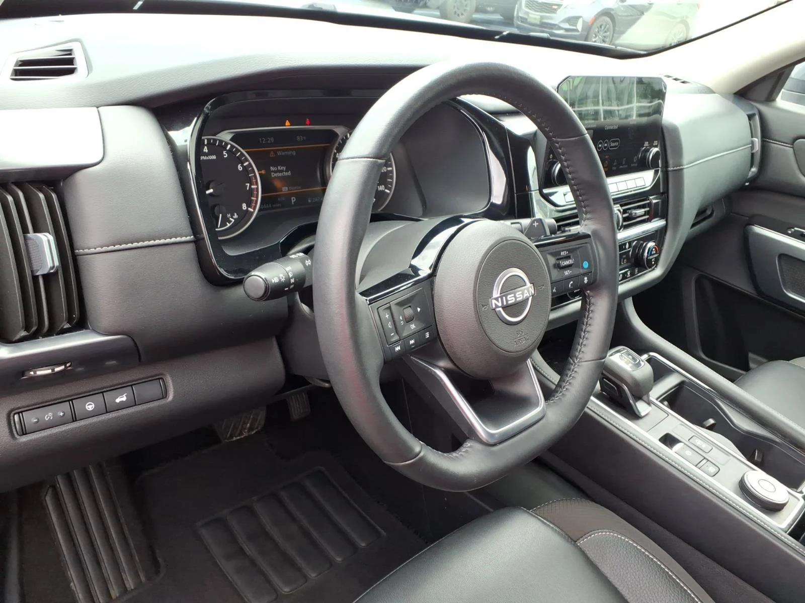 Used 2025 Gun Metallic Nissan SL image 8