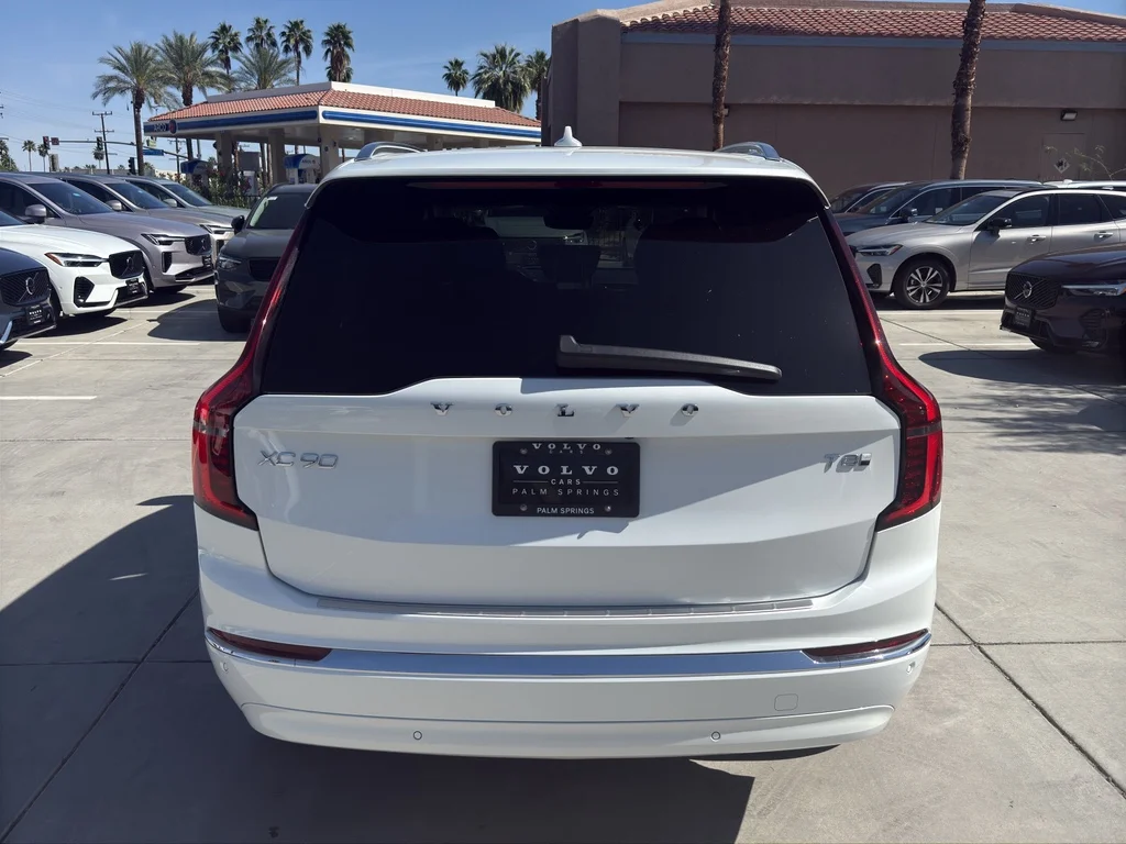 2025 Volvo XC90 Ultra - Photo 9