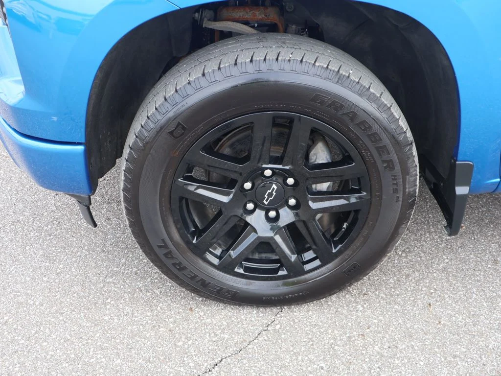 Used 2024 Blue Chevrolet RST image 16