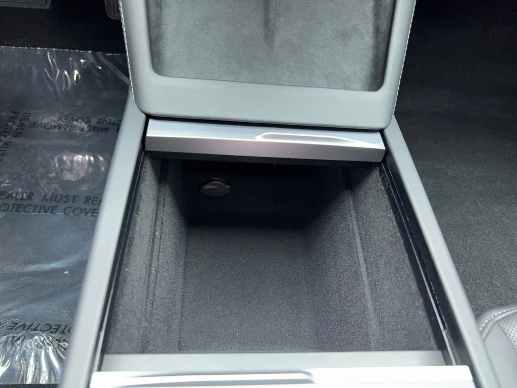 Used 2025 Blue Tesla Long Range NAV,CAM,PANO,HTD STS,BLIND SPOT,18" WLS image 28