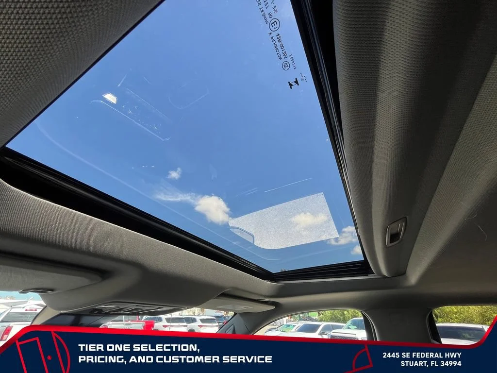 New 2026 Glacier White Tricoat GMC Denali image 21