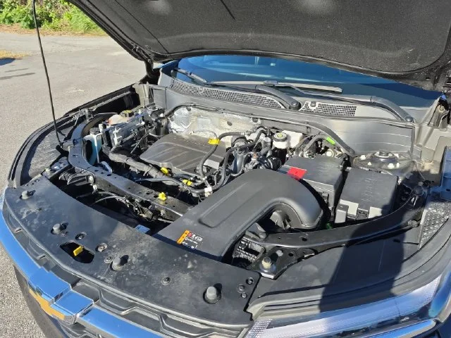 Used 2025 Black Chevrolet LT image 34