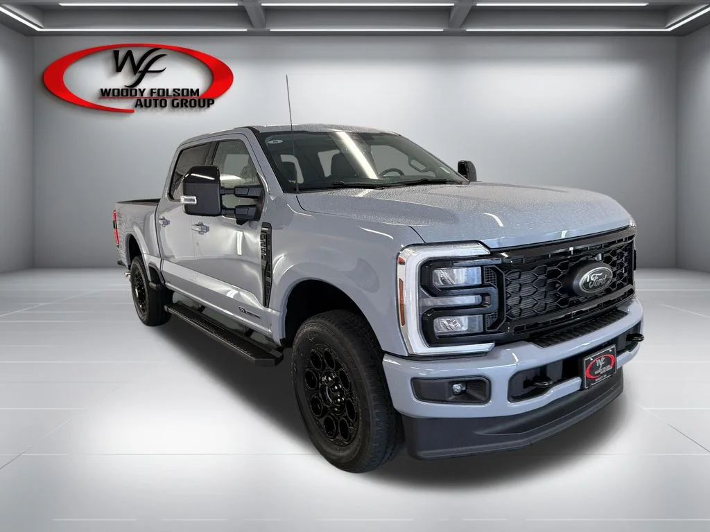 New 2026 Glacier Gray Metallic Tri-Coat Ford F-250® Lariat® image 3
