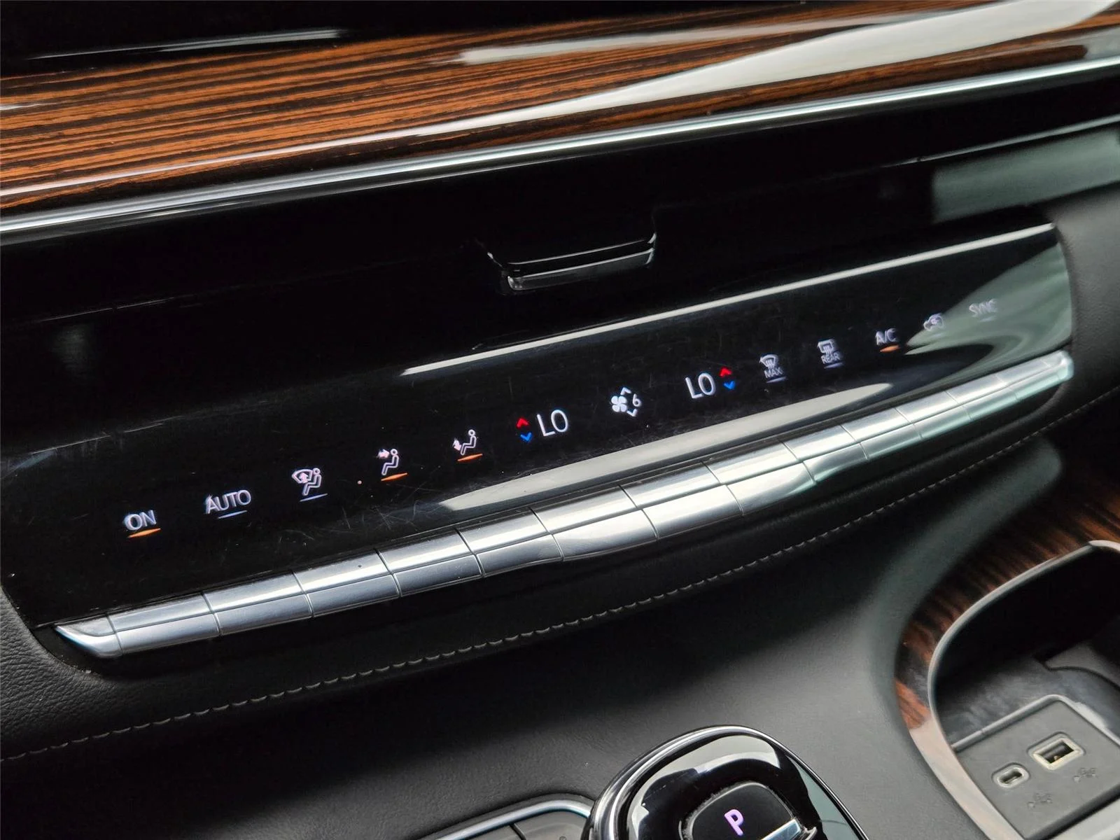 Used 2022 Black Raven Cadillac Luxury image 20