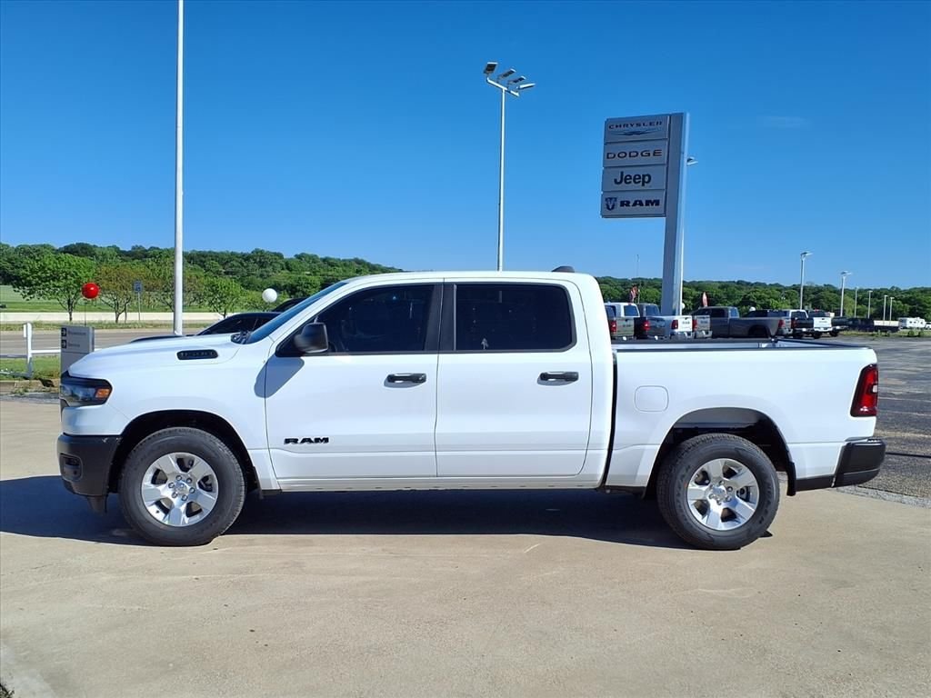 New 2026 Bright White Clear-Coat Exterior Paint RAM Tradesman image 4