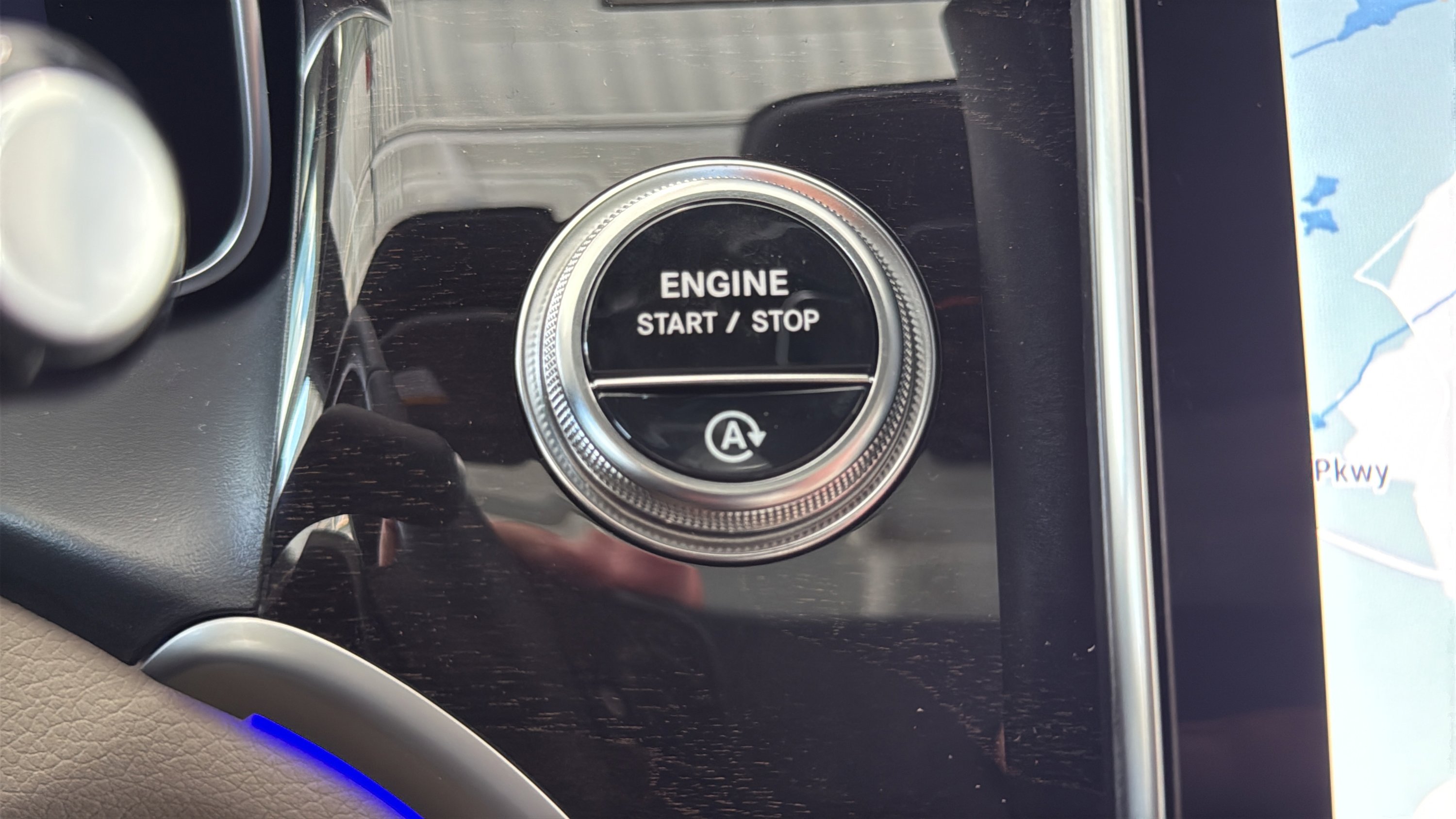 New 2026 Cirrus Silver Metallic Mercedes-Benz GLC 300 image 45