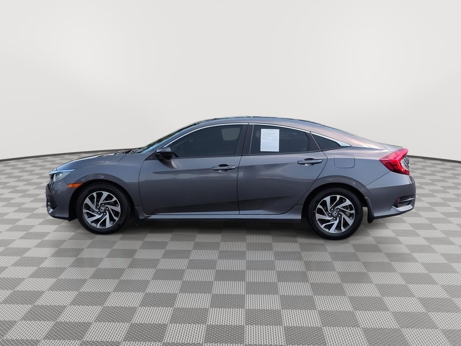 Used 2016 Modern Steel Metallic Honda EX image 17