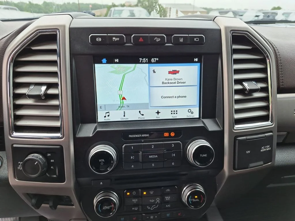 Used 2017 Black Ford Platinum image 27
