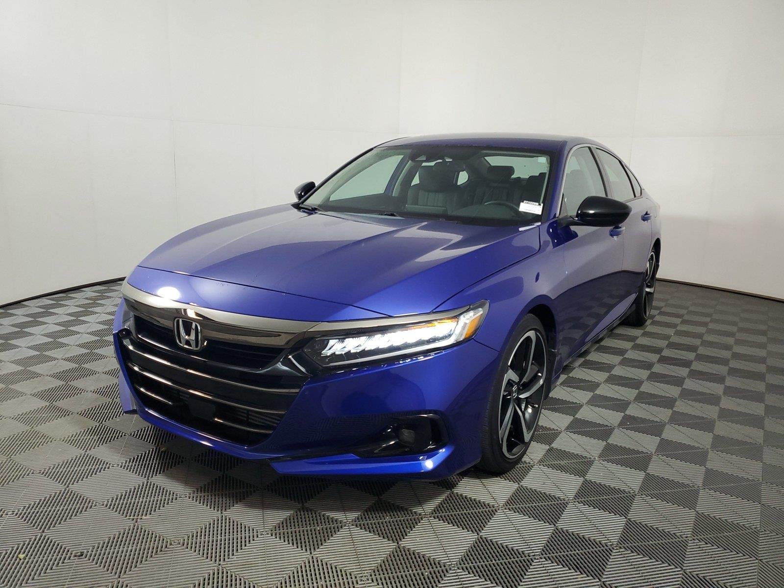Used 2022 Still Night Pearl Honda Sport Special Edition image 1