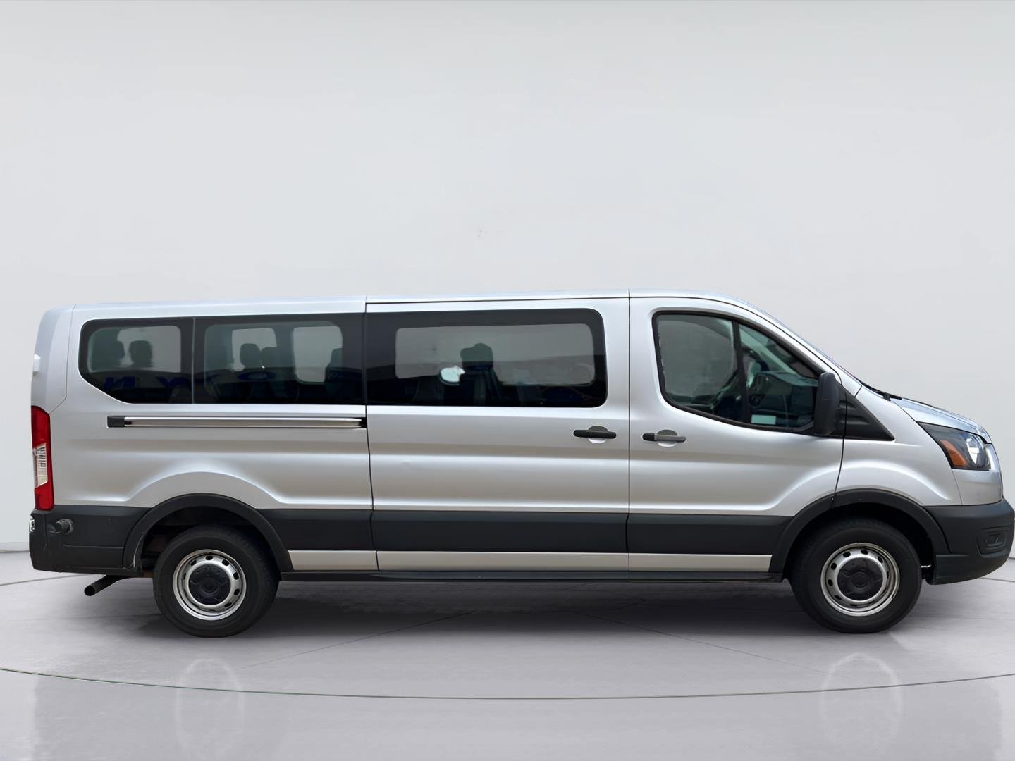 Used 2024 Ingot Silver Ford XL image 2