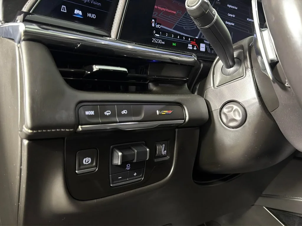 Used 2023 BLACK RAVEN Cadillac AWD V-Series image 19