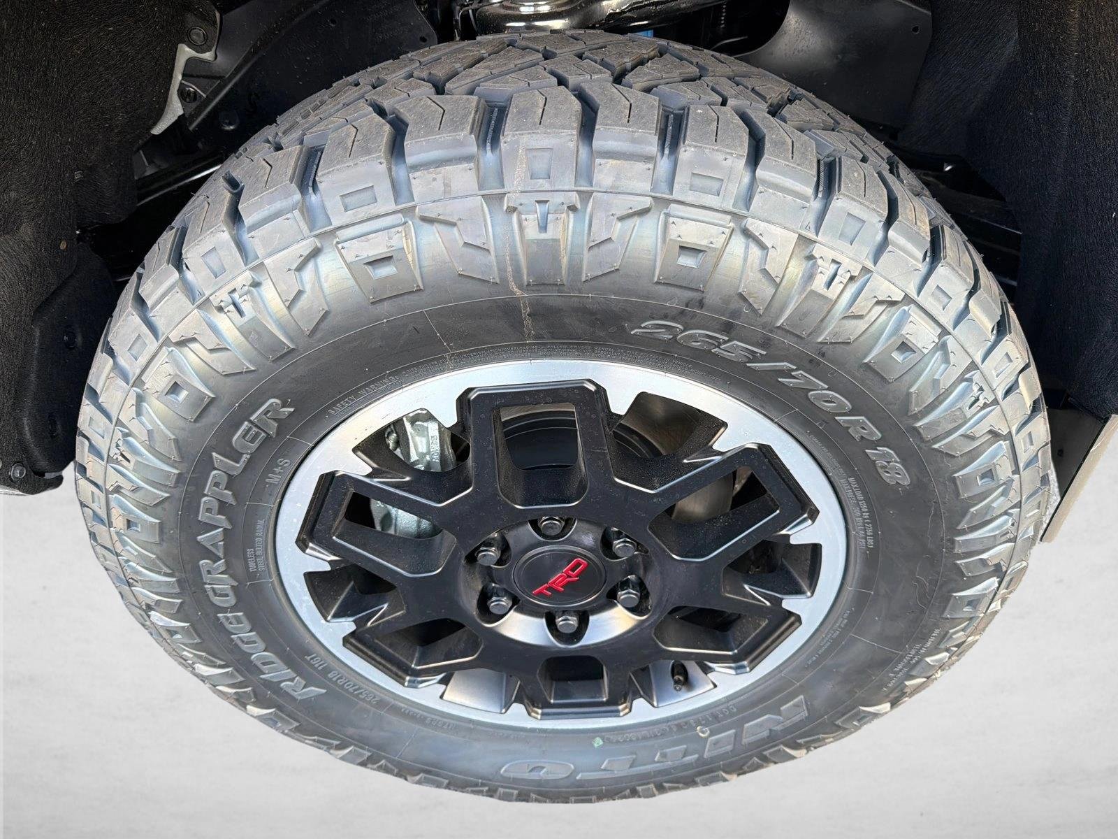 2025 Toyota Tacoma TRD Off Road - Photo 12