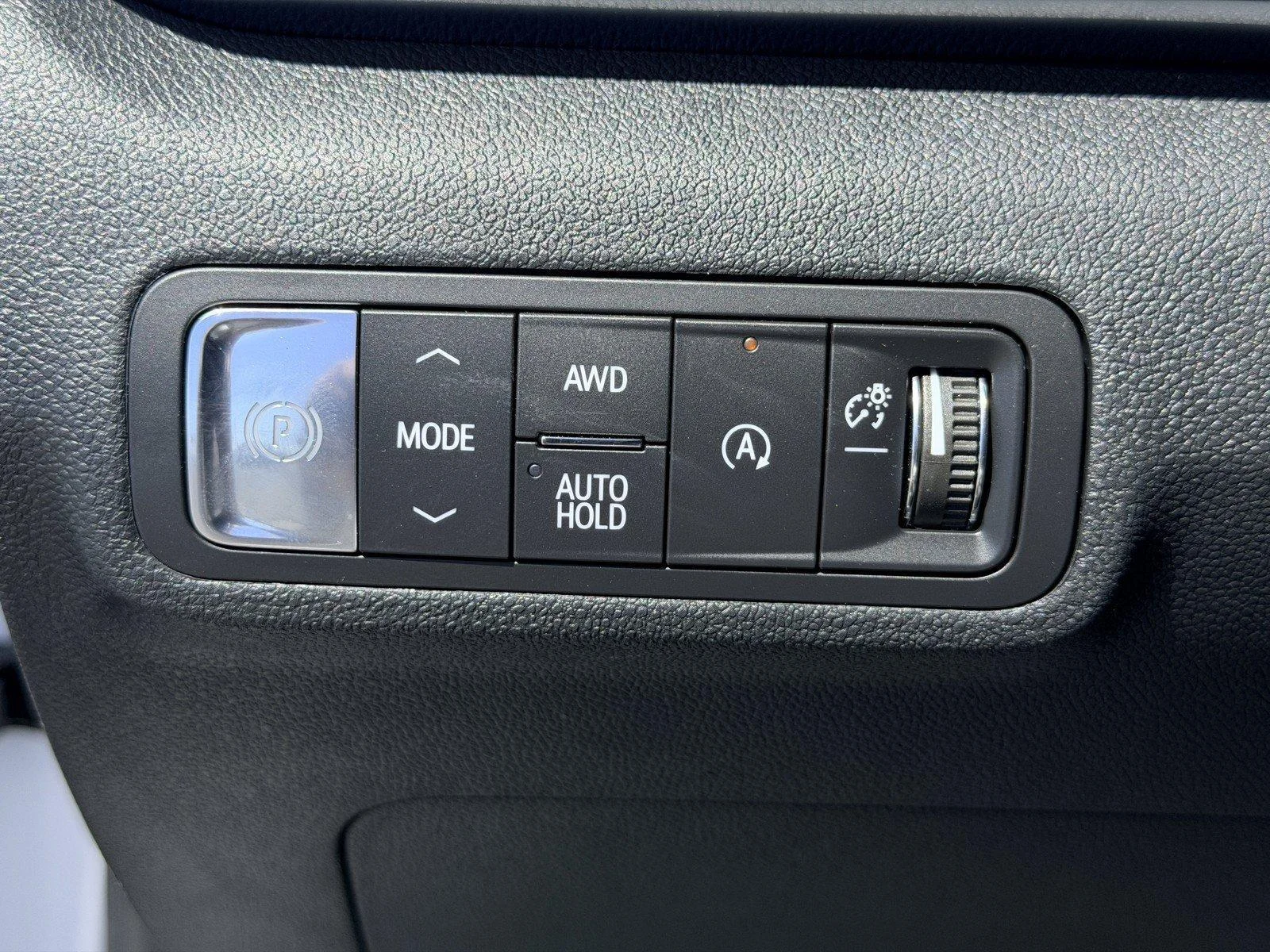 New 2026 Summit White GMC Elevation image 19