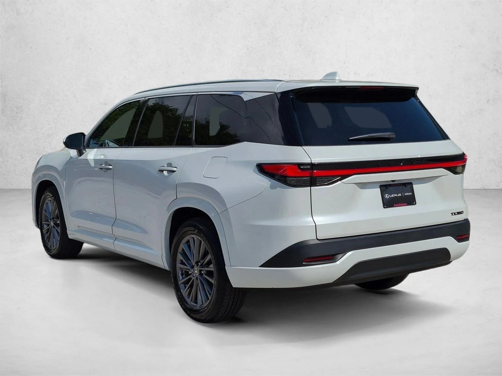 Certified Used 2025 Wind Chill Pearl Lexus  image 8