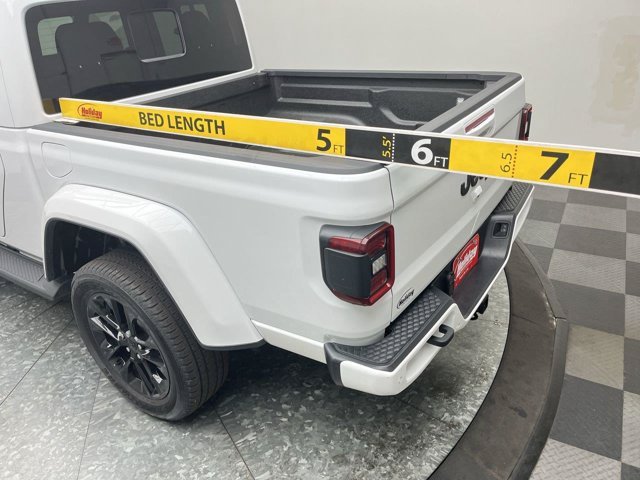 Used 2022 Bright White Clearcoat Jeep High Altitude image 4