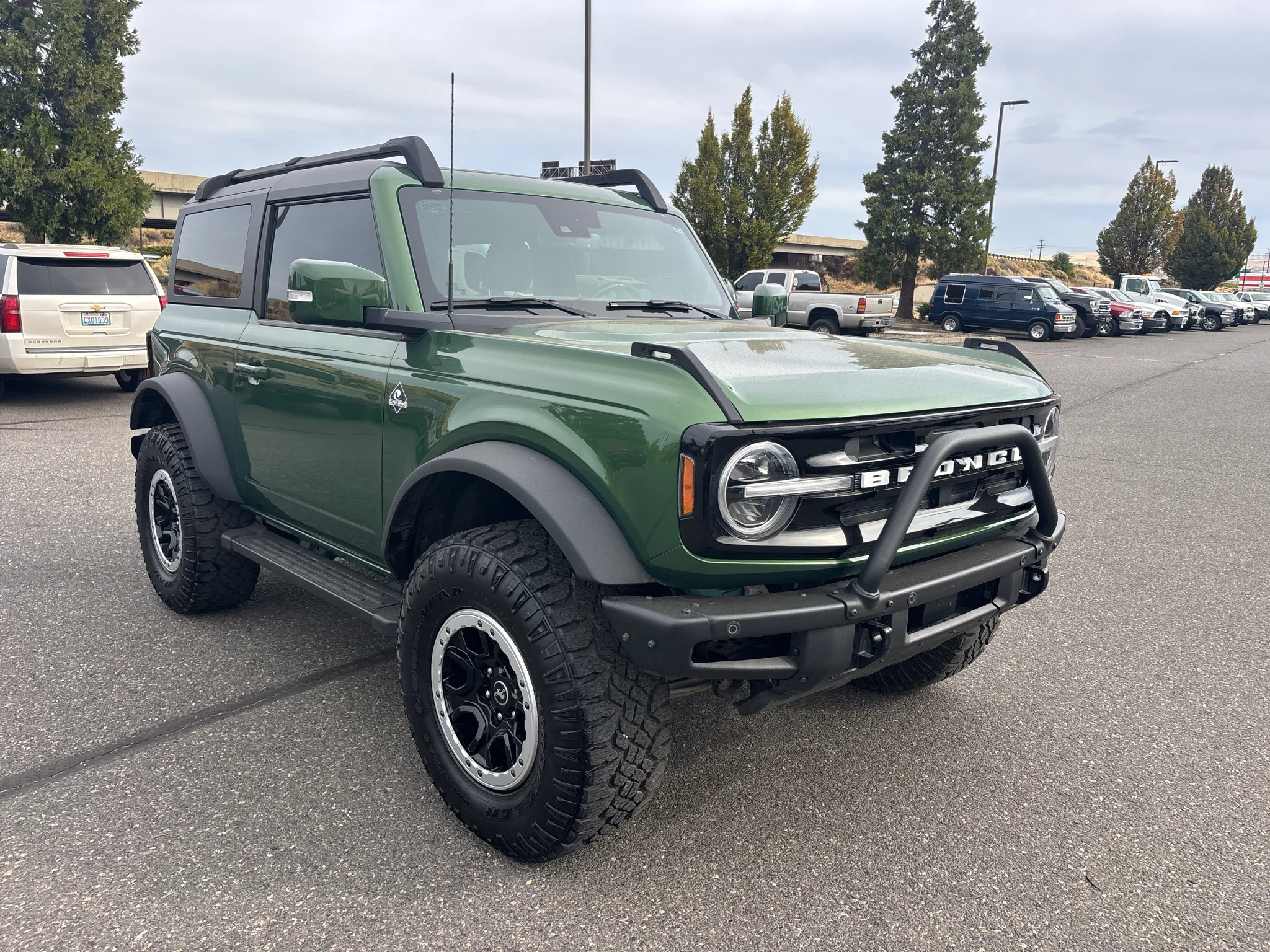 Used 2023 ERUPTION GREEN METALLIC Ford Outer Banks image 4