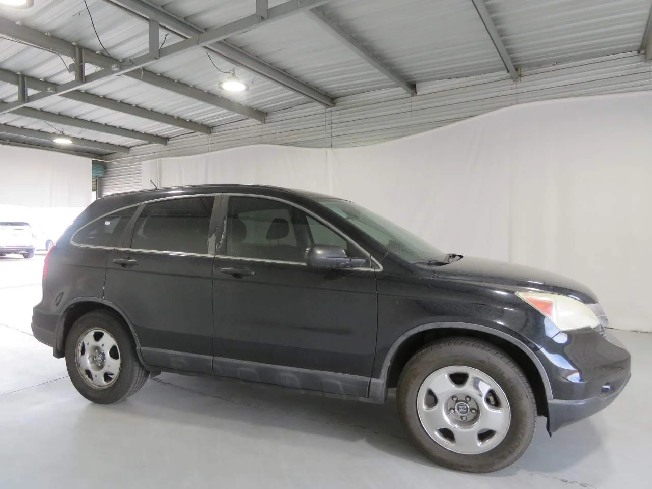 Used 2010 Crystal Black Pearl Honda LX image 7