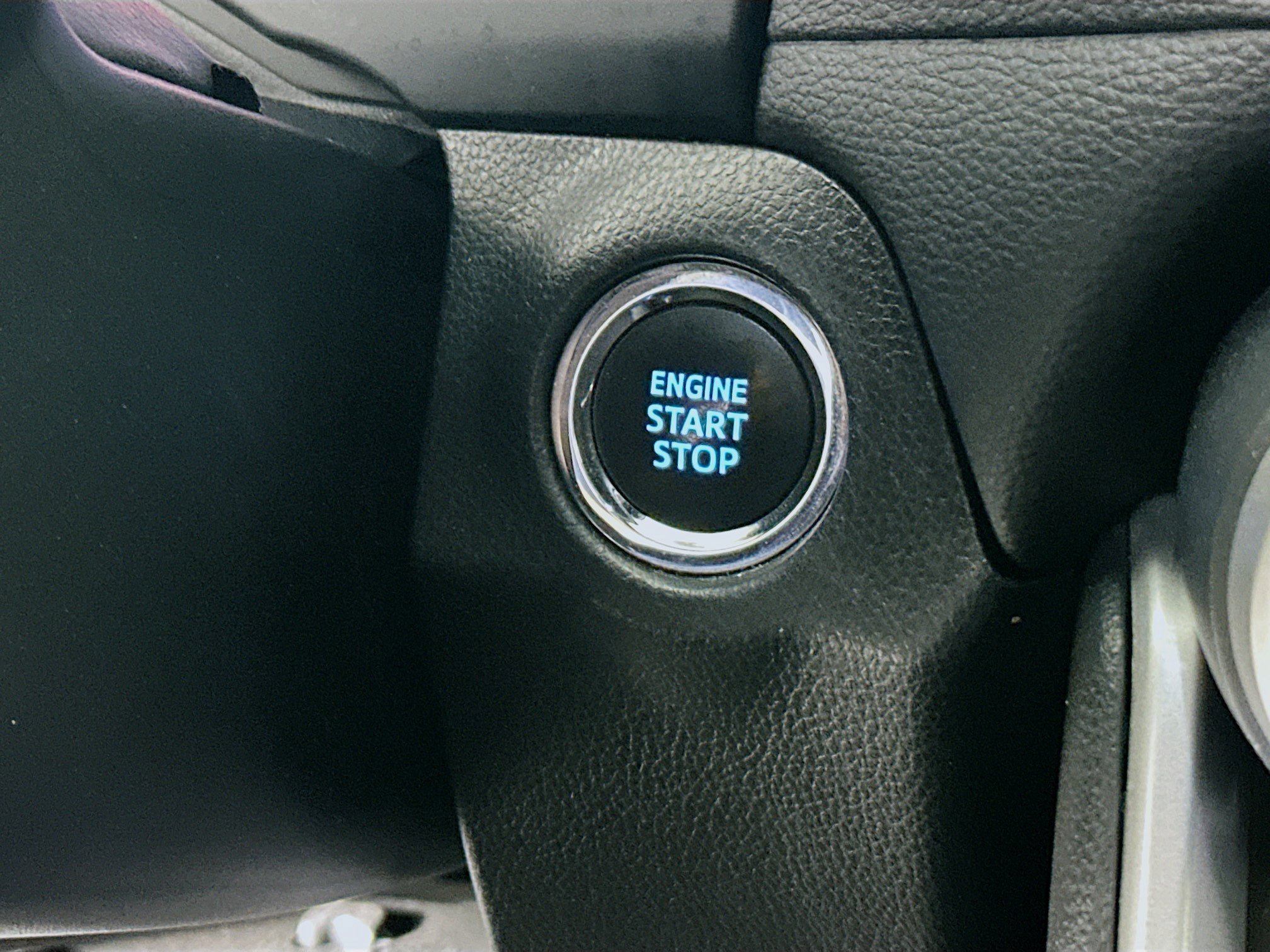 Used 2021 Super White Toyota XLE image 20