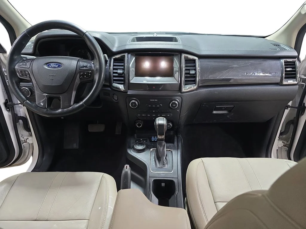 Used 2020 White Platinum Clearcoat Metallic Ford Lariat image 10