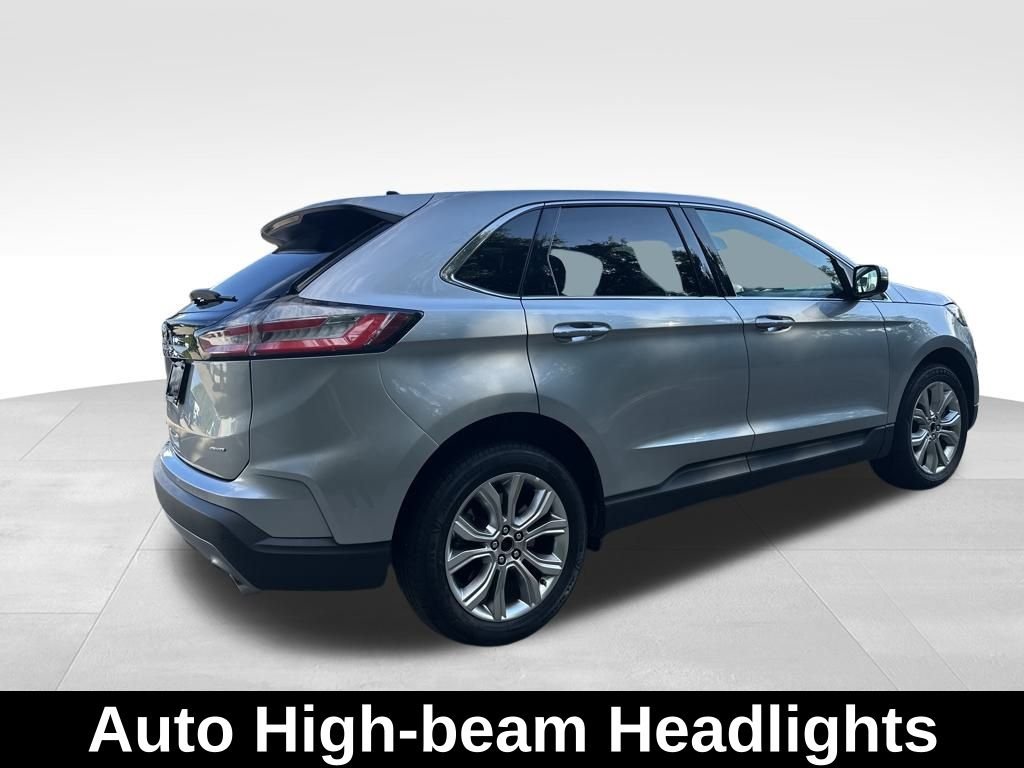 2024 Ford Edge Titanium photo 4