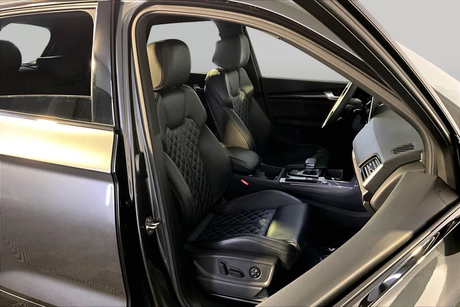 Used 2024 Daytona Gray Pearl Effect Audi Premium Plus image 8