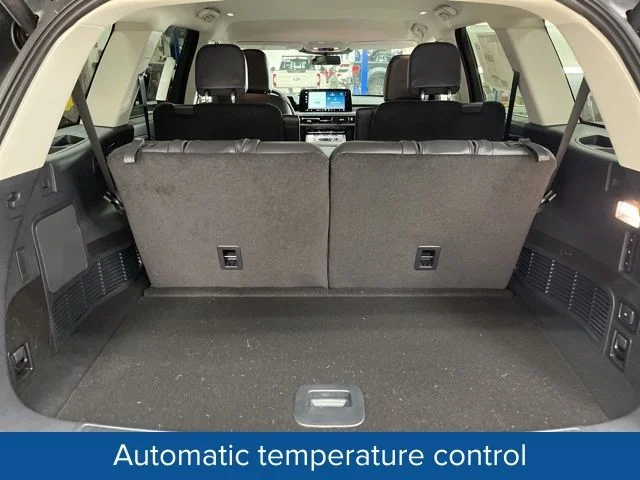 New 2026 Whisper Blue Metallic Clearcoat Lincoln Premiere® image 10