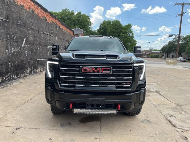 2024 GMC Sierra 2500HD AT4 - Photo 11